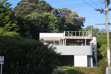 Photo of property in 8 Grays Road, Plimmerton, Porirua, 5026