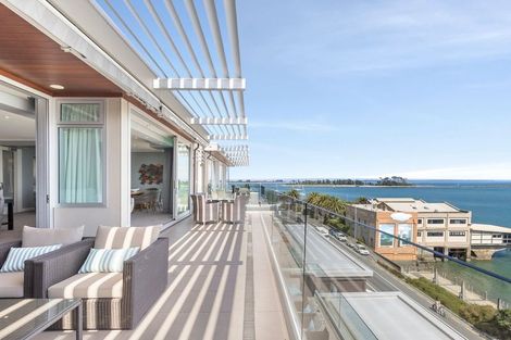 Photo of property in Quay Apartments Tower 2, 208/283 Wakefield Quay, Stepneyville, Nelson, 7010