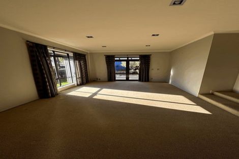 Photo of property in 127 Victoria Street, Cambridge, 3434