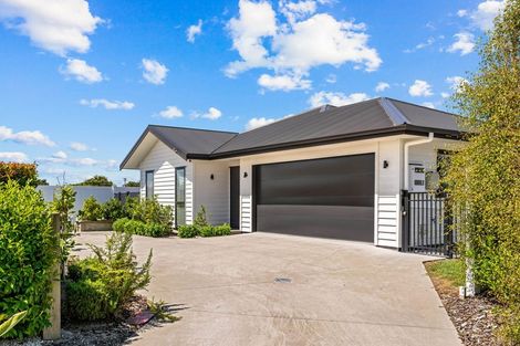 Photo of property in 5 Kermadec Crescent, Waipu, 0510