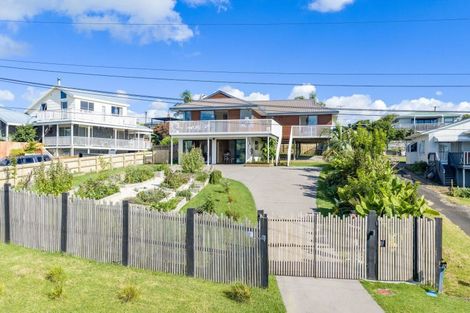 Photo of property in 8 Taipari Avenue, Raglan, 3225