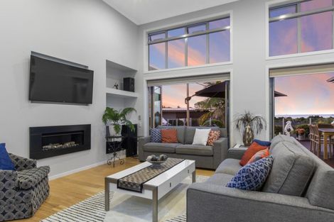 Photo of property in 25 Haden Place, Omokoroa, 3114