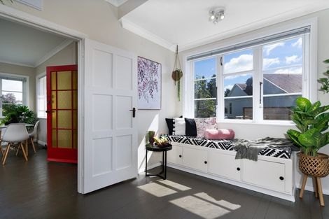 Photo of property in 32 Masters Crescent, Masterton, 5810