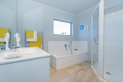 Photo of property in 42 Alf Simpson Drive, Whitianga, 3510