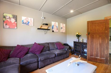 Photo of property in 19 Mount John Road, Waimate, 7977