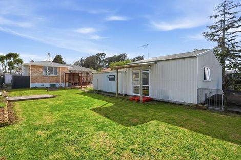 Photo of property in 11 Glenbrook Road, Karaka, Papakura, 2580