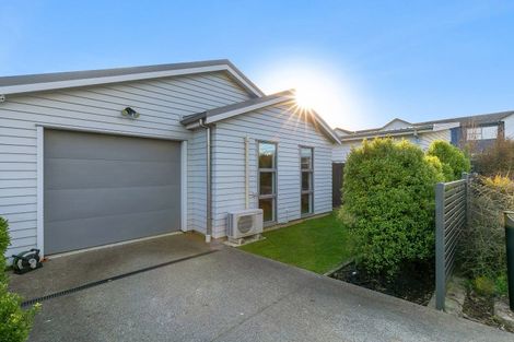 Photo of property in 5 Taiko Place, Kenepuru, Porirua, 5022