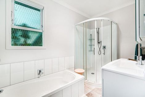 Photo of property in 17 Greenock Road, Ranui, Auckland, 0612