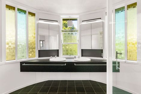 Photo of property in 118a Vigor Brown Street, Napier South, Napier, 4110