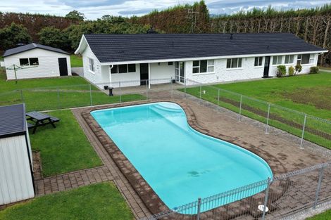Photo of property in 244 Beach Road, Katikati, 3178