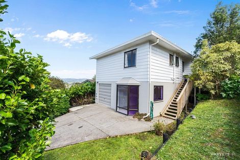 Photo of property in 1/24 Sarajevo Place, Massey, Auckland, 0614