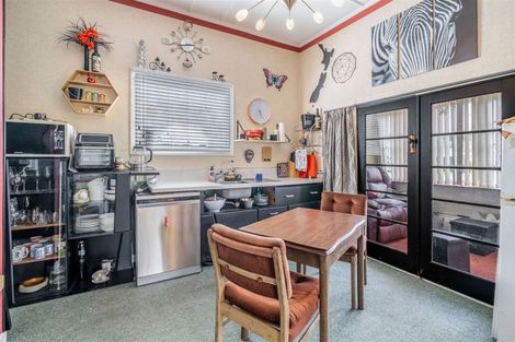 Photo of property in 16 Irving Street, Gore, 9710