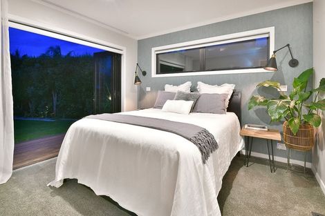 Photo of property in 73 The Circle, Manly, Whangaparaoa, 0930