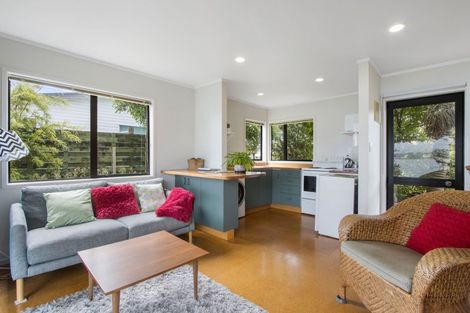 Photo of property in 3 Giles Way, Tanners Point, Katikati, 3177