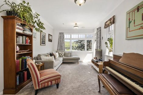 Photo of property in 105 Volga Street, Island Bay, Wellington, 6023