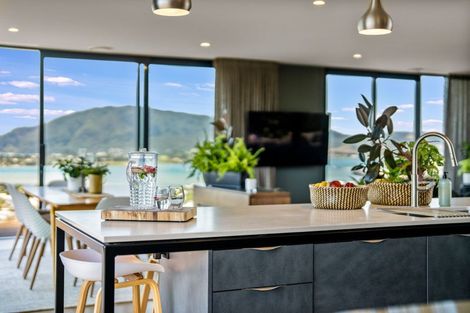 Photo of property in 7 Mason Rise, Tairua, 3508