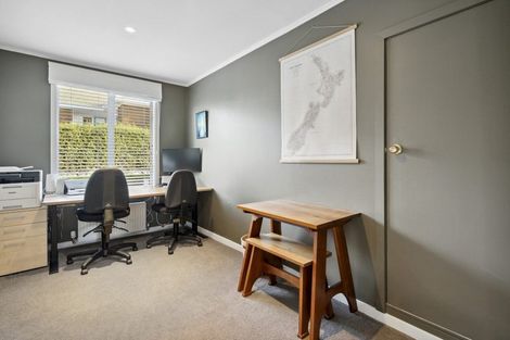 Photo of property in 53 Seaview Road, Paremata, Porirua, 5024