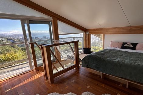 Photo of property in 1 Karepa Street, Brooklyn, Wellington, 6021