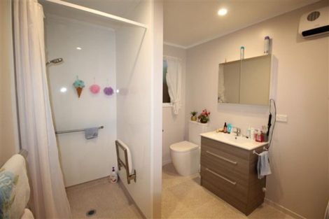 Photo of property in 2/38 Gordon Road, Mosgiel, 9024