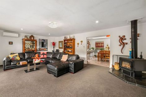 Photo of property in 2 Woodglen Drive, Woodend, 7610