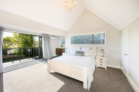 Photo of property in 281 Fitzherbert Avenue, West End, Palmerston North, 4410