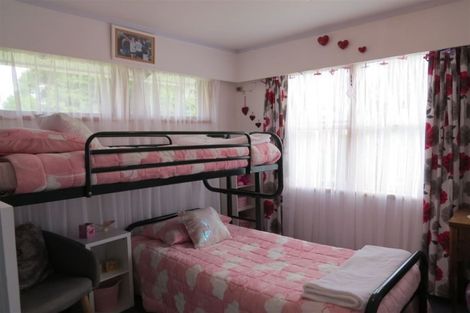 Photo of property in 32 Harris Street, Te Puke, 3119