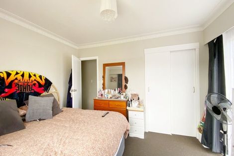 Photo of property in 1 Iorangi Place, Hillpark, Auckland, 2102