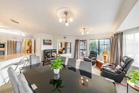 Photo of property in 21 Marlborough Street, Silverstream, Upper Hutt, 5019