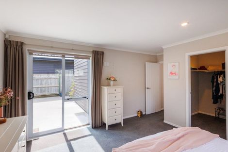 Photo of property in 10 Galea Grove, Kelvin Grove, Palmerston North, 4414