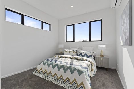 Photo of property in 31c Linwood Avenue, Forrest Hill, Auckland, 0620