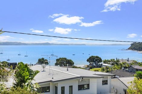 Photo of property in 1042 Whangaparaoa Road, Tindalls Beach, Whangaparaoa, 0930