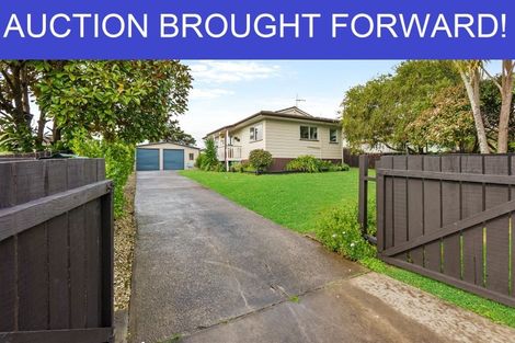 Photo of property in 12 Katrina Place, Massey, Auckland, 0614