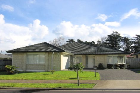 Photo of property in 6 Magee Place, East Tamaki Heights, Auckland, 2016