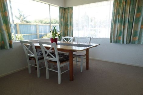 Photo of property in 2 Tupaea Place, Otumoetai, Tauranga, 3110