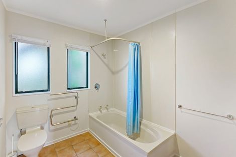 Photo of property in 8 Trig Hill Terrace, Waikanae Beach, Waikanae, 5036