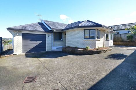 Photo of property in 39a Luckens Road, West Harbour, Auckland, 0618