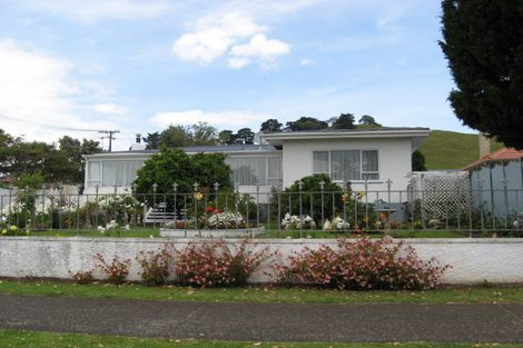 Photo of property in 41a Mcintyre Road, Mangere Bridge, Auckland, 2022