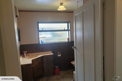 Photo of property in 247 Wainoni Road, Avondale, Christchurch, 8061