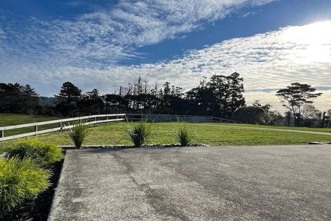 Photo of property in 48 Christian Road, Swanson, Auckland, 0614