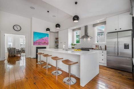 Photo of property in 36 Albert Road, Devonport, Auckland, 0624