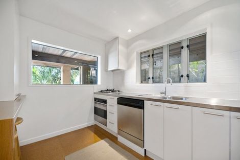 Photo of property in 32 Selwyn Avenue, Mission Bay, Auckland, 1071