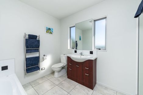 Photo of property in 33b Links Avenue, Mount Maunganui, 3116