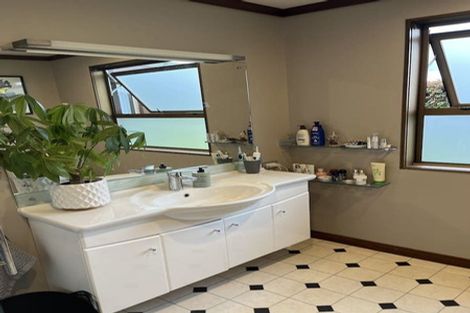 Photo of property in 5 Hislop Street, Riversdale, 9776