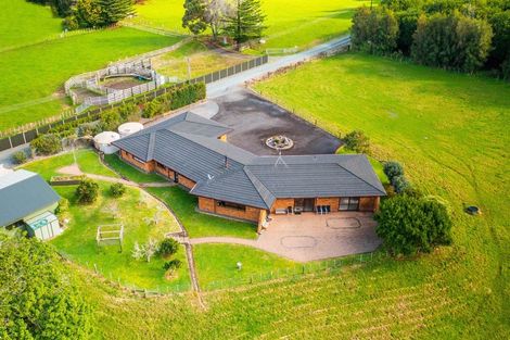Photo of property in 220 Ngunguru Road, Glenbervie, Whangarei, 0173