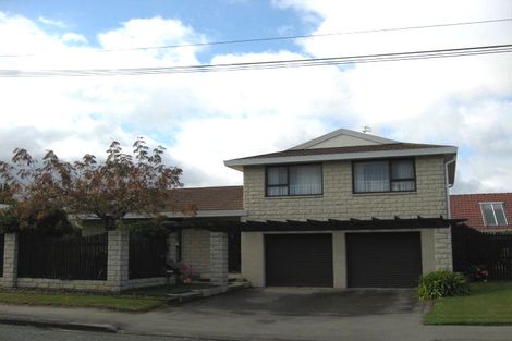Photo of property in 6 Corfe Street, Ilam, Christchurch, 8041