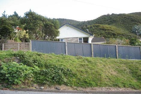Photo of property in 25 Willcox Grove, Naenae, Lower Hutt, 5011