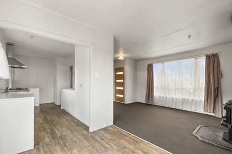 Photo of property in 15 Ross Road, Western Heights, Rotorua, 3015