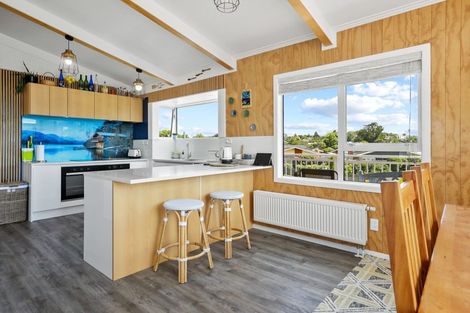 Photo of property in 1 Morrow Avenue, St Andrews, Hamilton, 3200