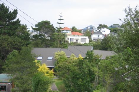 Photo of property in 42 Heathcote Road, Castor Bay, Auckland, 0620