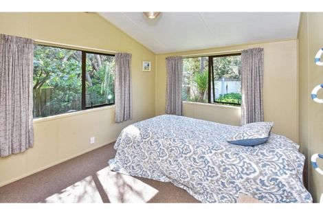 Photo of property in 4 Mission Road, Port Waikato, Tuakau, 2695